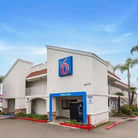 Motel 6-Carlsbad, Ca - East Near Legoland Exteriör bild