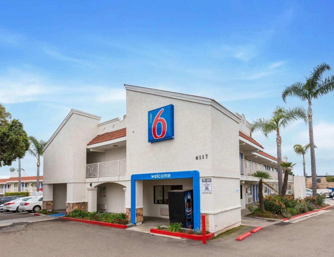 Motel 6-Carlsbad, Ca - East Near Legoland Exteriör bild